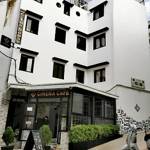Cine House 3*, Fès Fas
