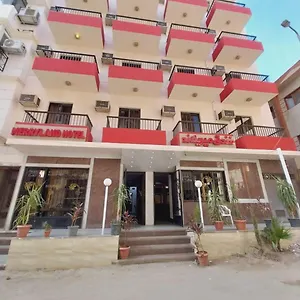Merry Land & Roof Nile Restaurant Hotel Luxor