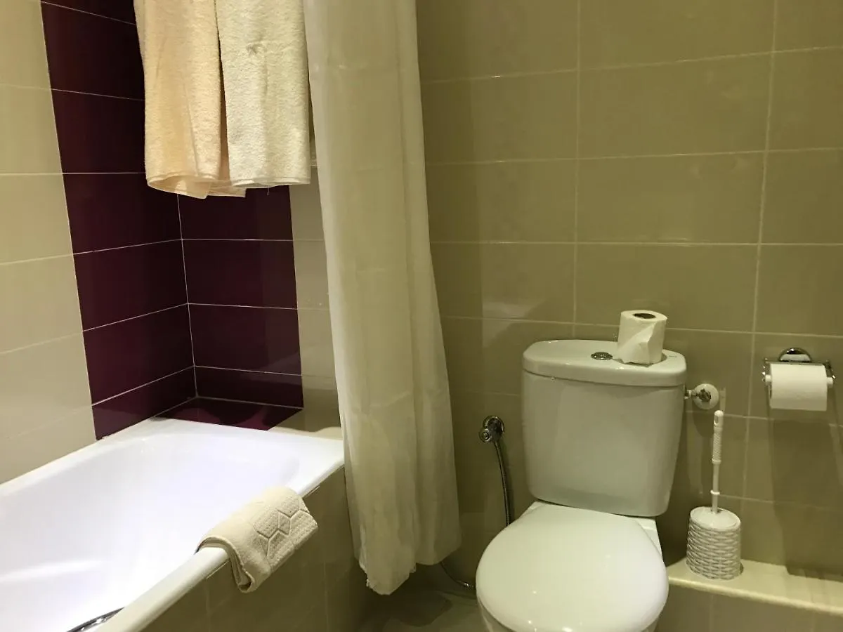 Hotel Al Karmel تونس