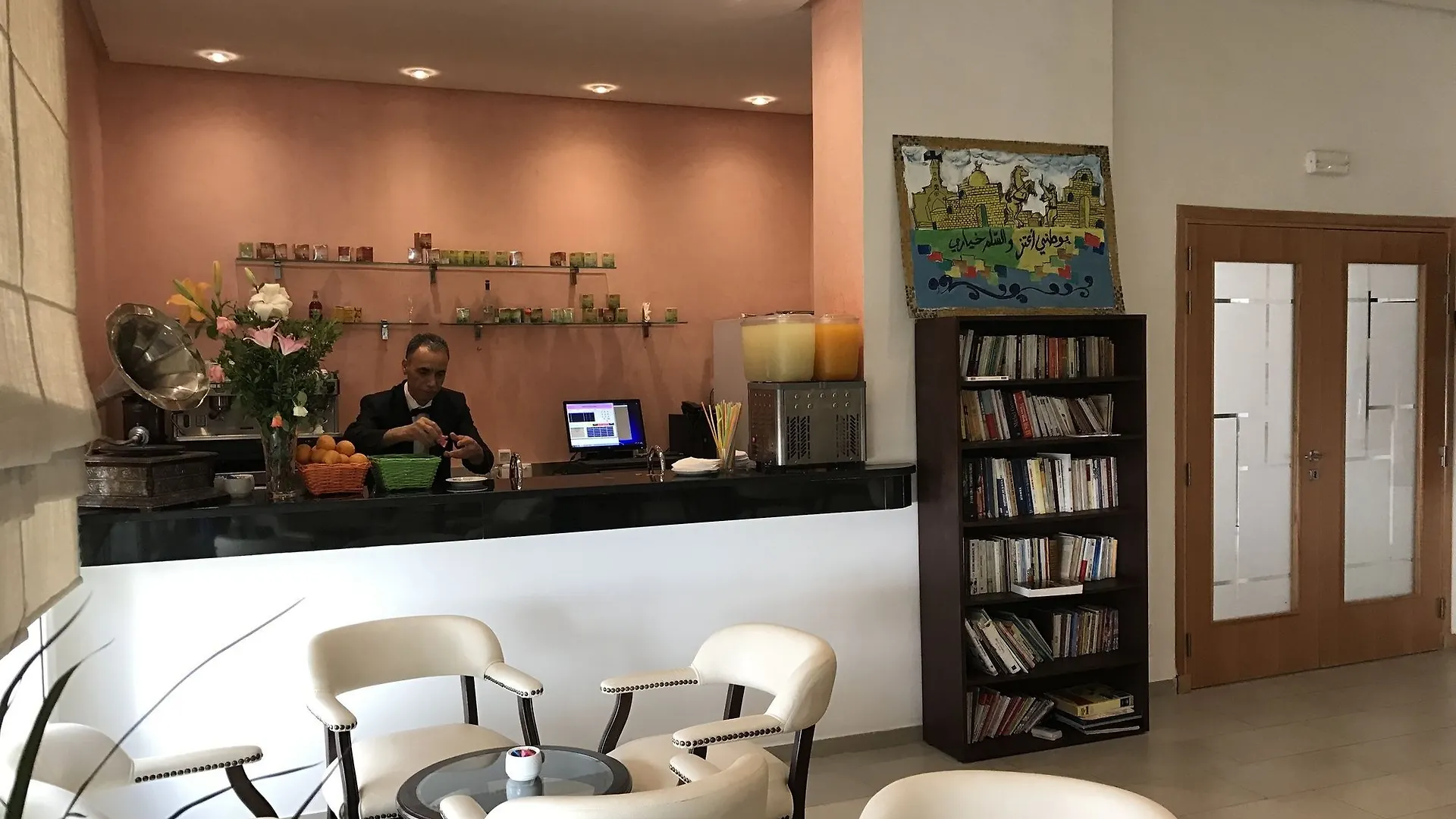 Hotel Al Karmel تونس
