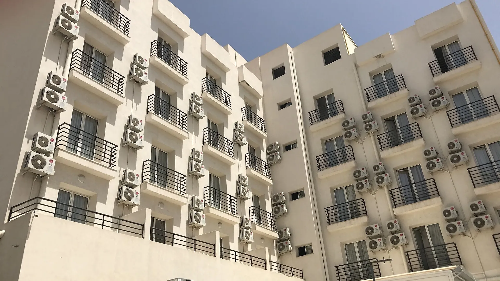 Hotel Al Karmel تونس